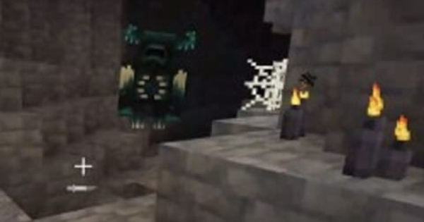 マイクラjava版 統合版 洞窟の最深部に住む最狂ゴーレム The Warden ウォーデン 監視者の特徴と倒し方 Minecraft 攻略大百科